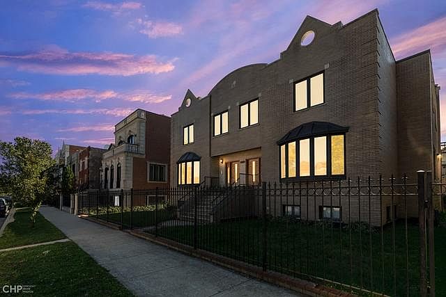 1st image of 2439 W Erie St #1