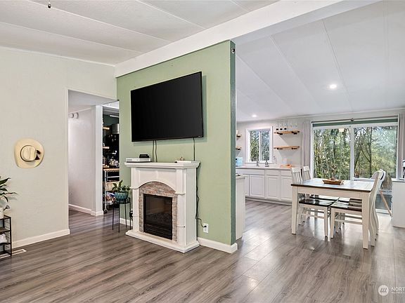 3rd image of 5414 SE Bulman Avenue