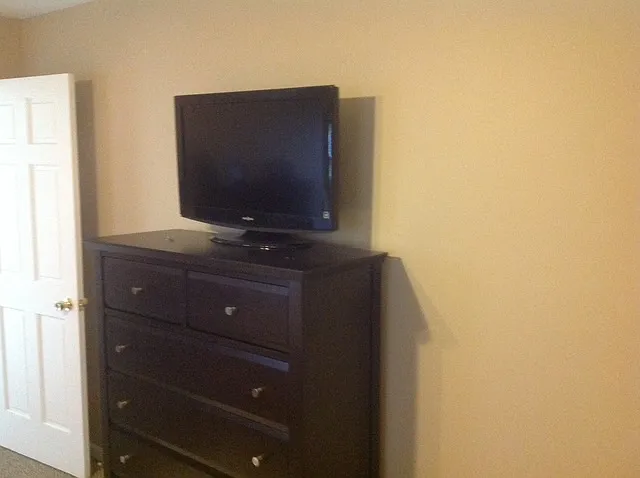 315 E Kenilworth Ave #1R — Photo 7