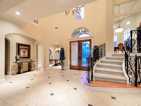 3rd image of 11510 Watercastle Ct