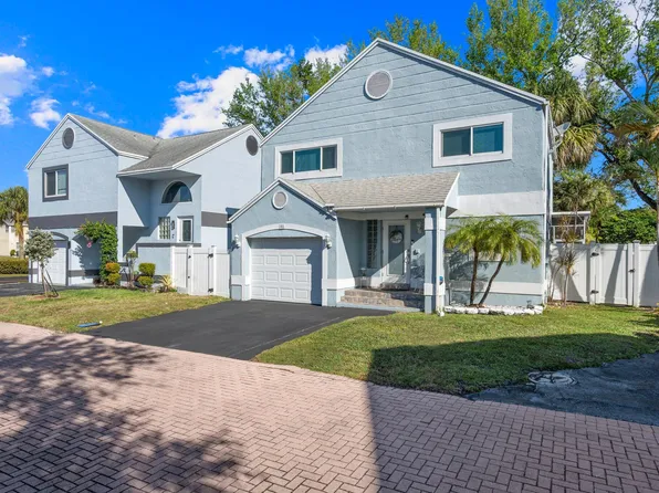 381 NW 101st Terrace NW, Pembroke Pines, FL 33026