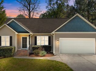 200 Bluegrass Dr, Oxford, NC 27565