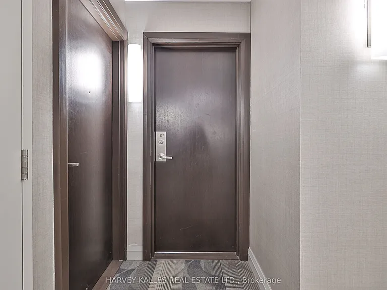 55 Bloor St E #1907 — Photo 4
