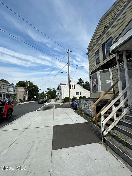 5th image of 63 Judson Street