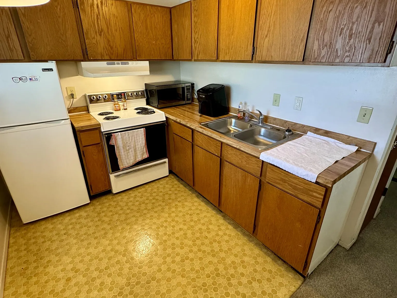 913 Michigan Street - 6 — Photo 2