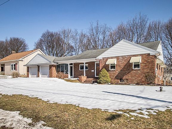 2nd image of 419 E Manchester Rd