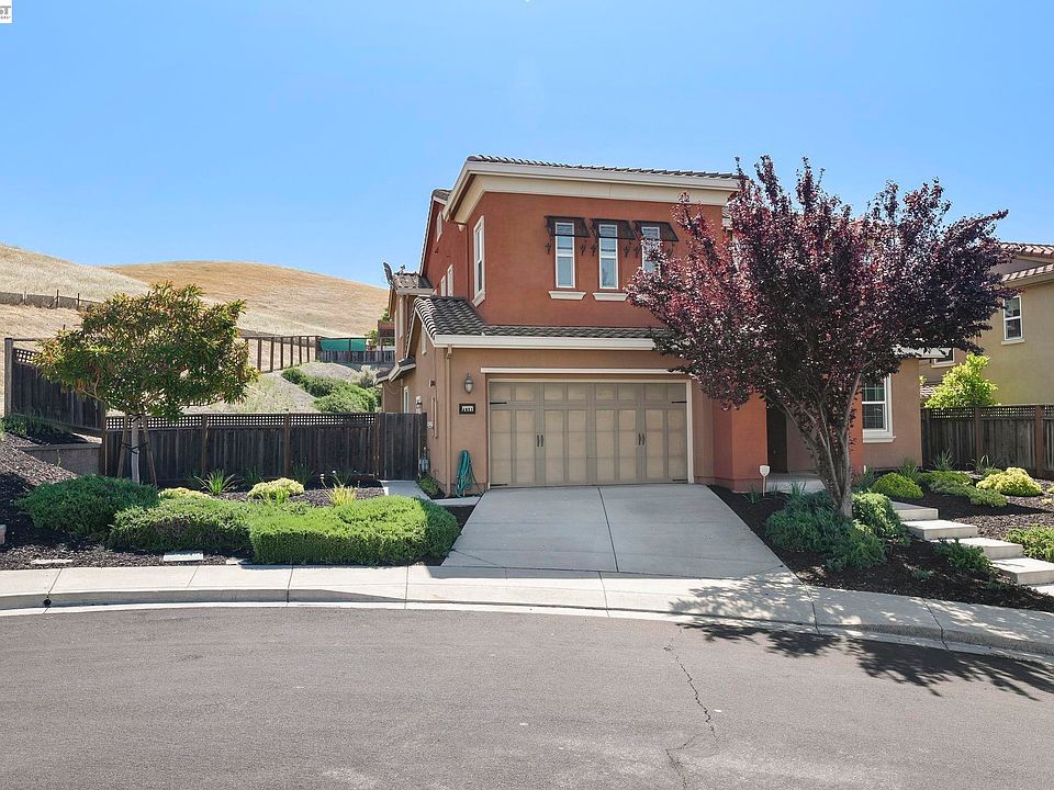 1st image of 4951 Campanille Ct