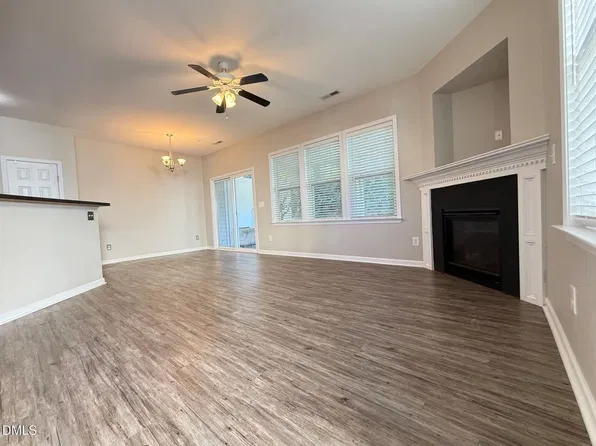 163 Deacon Ridge St, Wake Forest, NC 27587