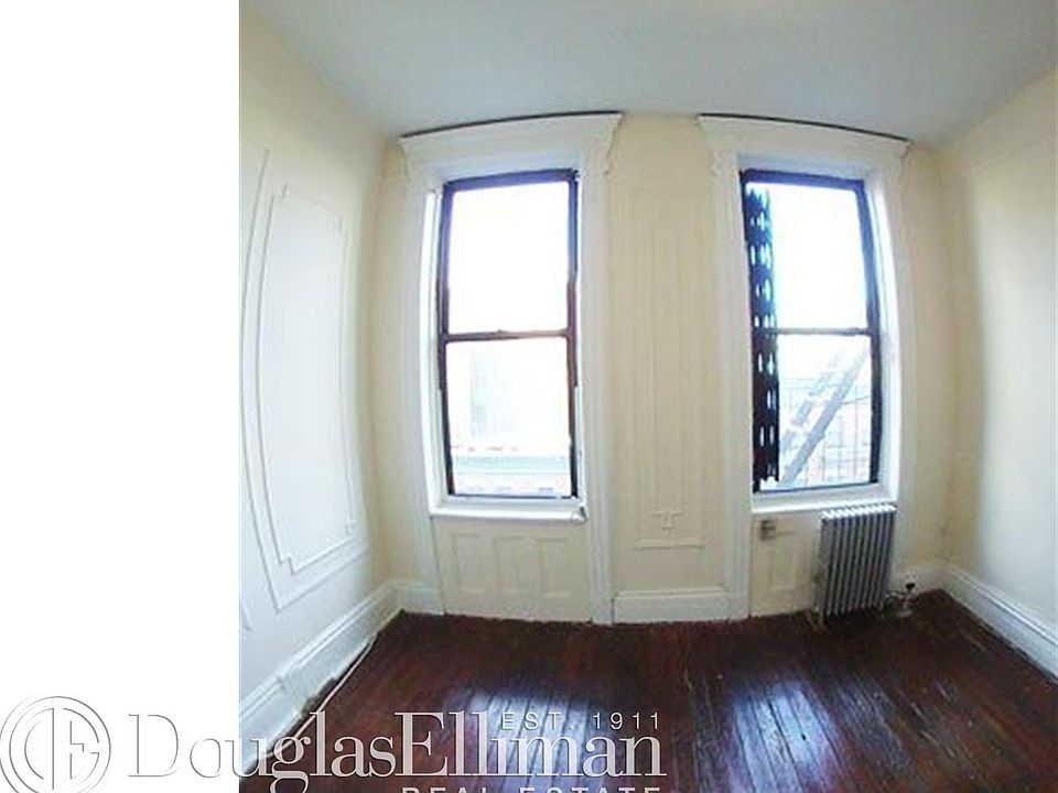 1st image of 620 E 11th St APT 18
