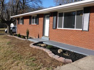 1121 Forrest Ave, Russell, KY 41169