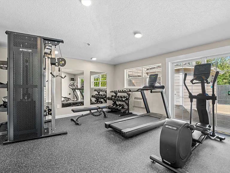 Chinook Way Apartments — Photo 64