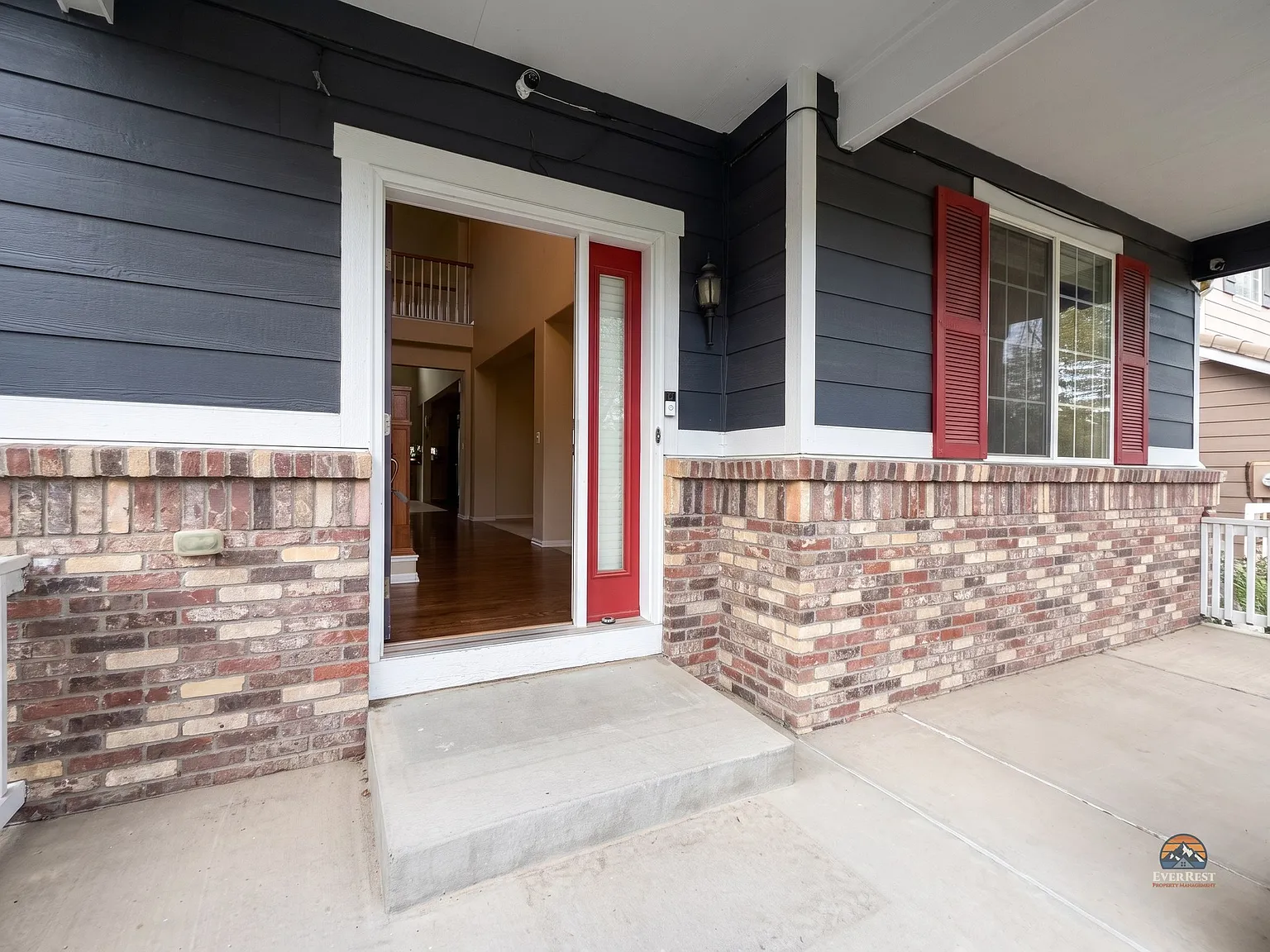 4 bed, 3018 sqft, $3,500 — Photo 3