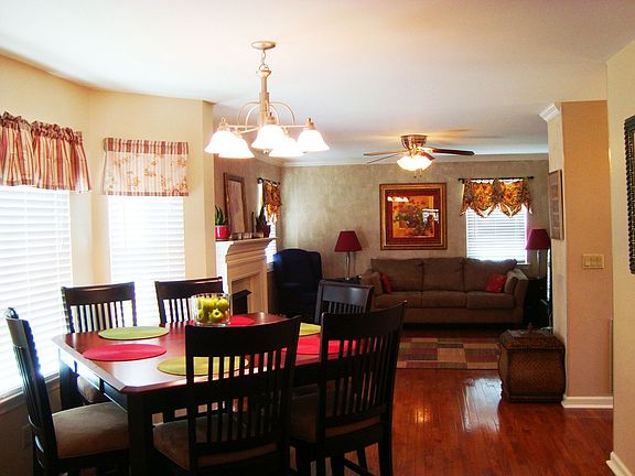 Kitchen to Breakfast to Great Room