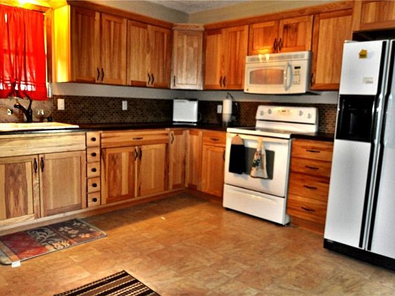3rd image of 109 Westwood