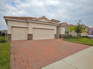1482 Lakeside Ave, Davenport, FL 33837