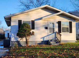 1324 E Whitmer St, Decatur, IL 62521