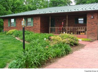 1652 Old Highway 67, Jacksonville, IL 62650