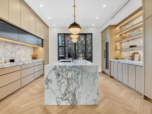 481 Putnam Ave, Brooklyn, NY 11221