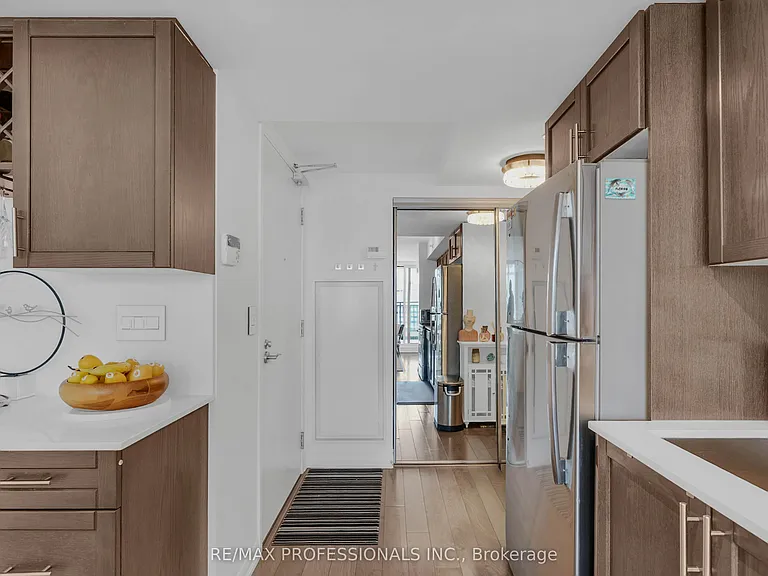 3091 Dufferin St #727 — Photo 3