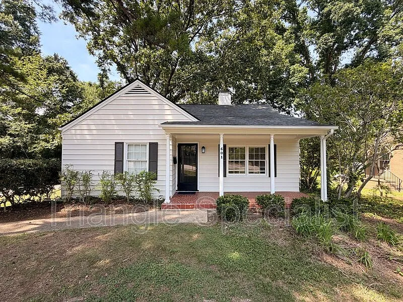 3 bed, 2.0 bath, 1250 sqft, $2,950 — Photo 3
