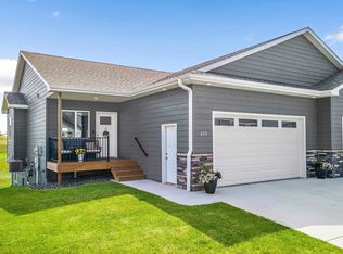 630 Copperfield Dr, Rapid City, SD 57703