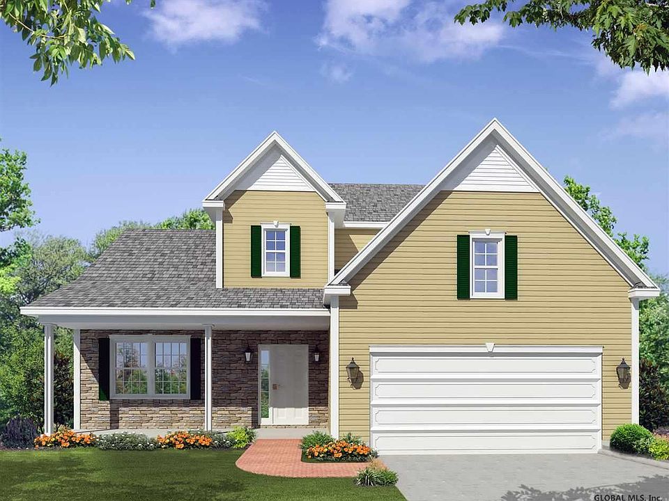 1st image of 11 Tamarack St
