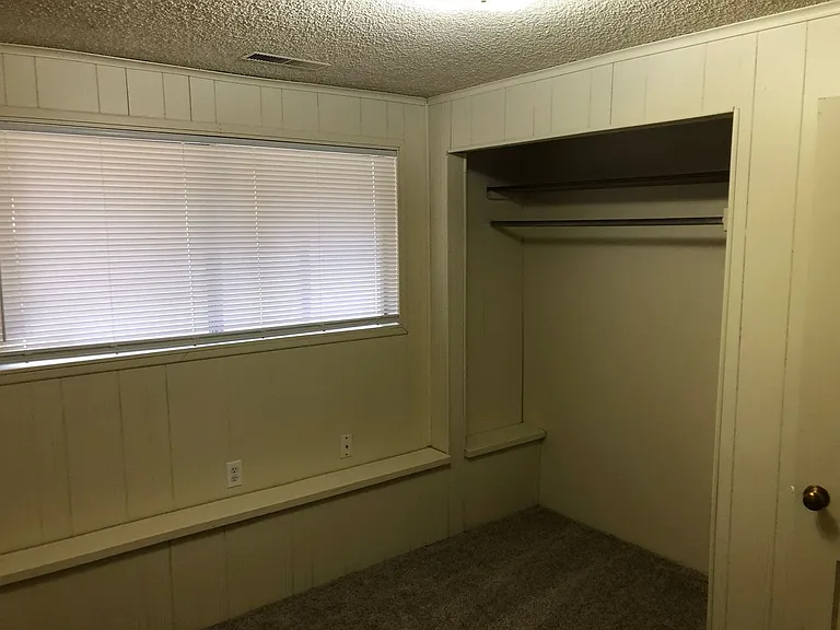 1009 N Hulet Ave — Photo 11