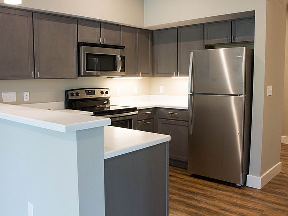 5th image of 317 S Coeur Dalene St #106