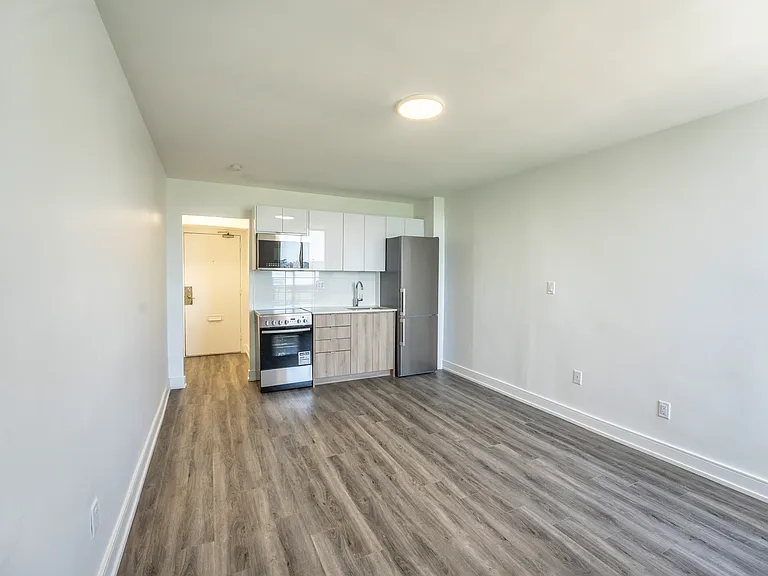 90 Eastdale Ave — Photo 19