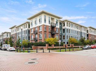 15137 33rd Ave #212, Surrey, BC V3Z0Y1