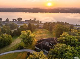 28176 226th St, Le Claire, IA 52753