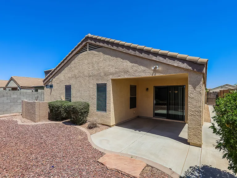 11805 W Maui Ln — Photo 16