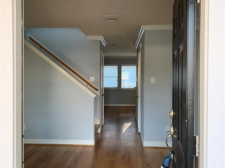 3923 Carriage Park Row — Photo 2
