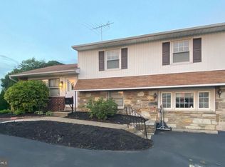 3555 Welsh Rd, Willow Grove, PA 19090