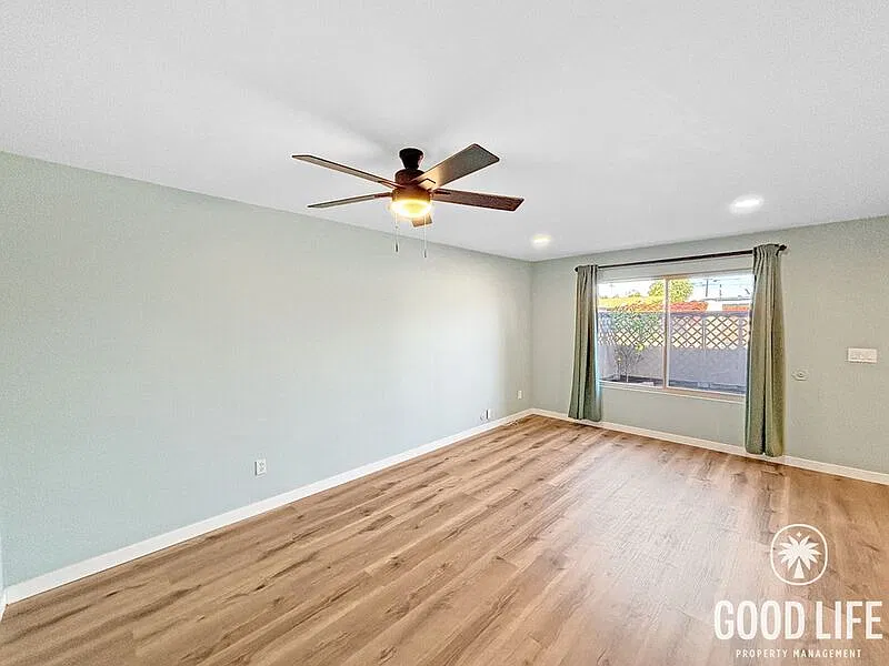 2 bed, 1.5 bath, 1116 sqft, $2,595 — Photo 4