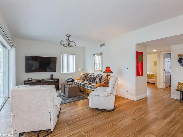 2671 Citrus Lake Dr #E-201 — Photo 6