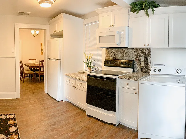 114 W Ida St — Photo 4