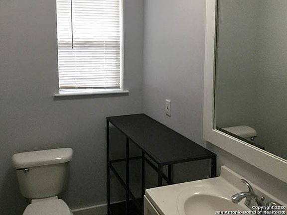 3rd image of 315 SPOFFORD AVE