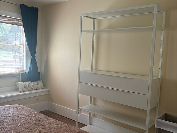 5th image of 2370 Funston Ave #A