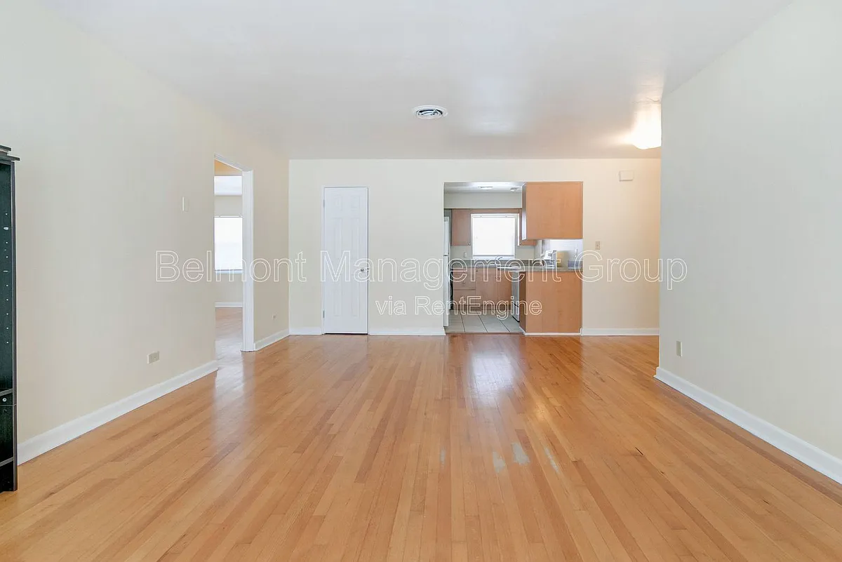 Building Photo - 94 Columbia St #4