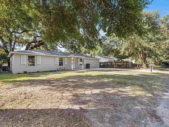 2nd image of 113 Myrtlewood Dr