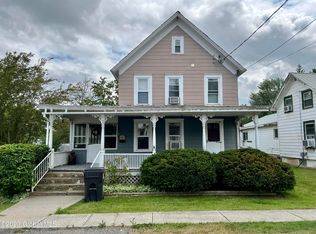 2 4th Ave, Whitehall, NY 12887