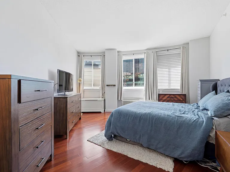 311 Washington St #9C — Photo 13