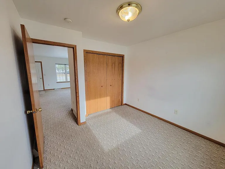 6913 Feith Ave — Photo 10
