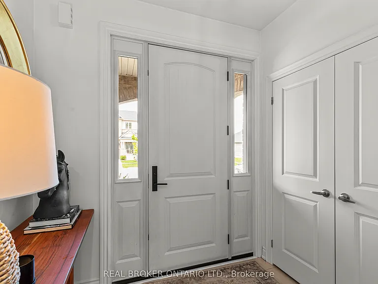 3047 Stone Ridge Blvd — Photo 3
