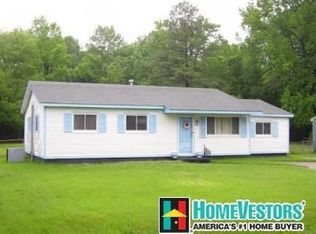 435 Holly Hill Dr, Petersburg, VA 23805