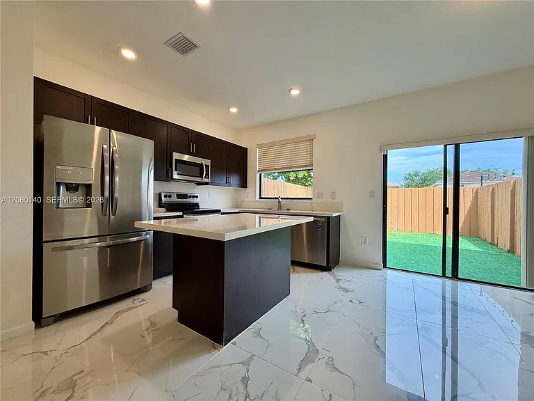 18110 SW 148th Rd — Photo 4