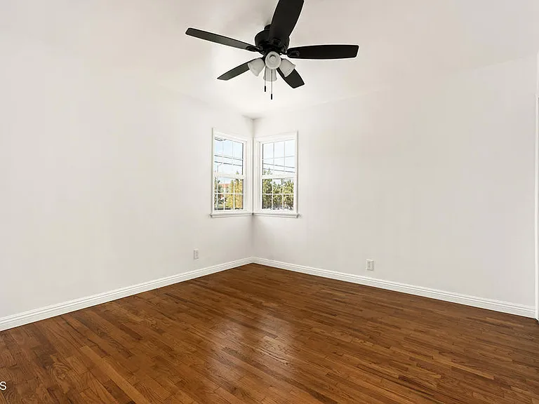 1520 N Soto St — Photo 8