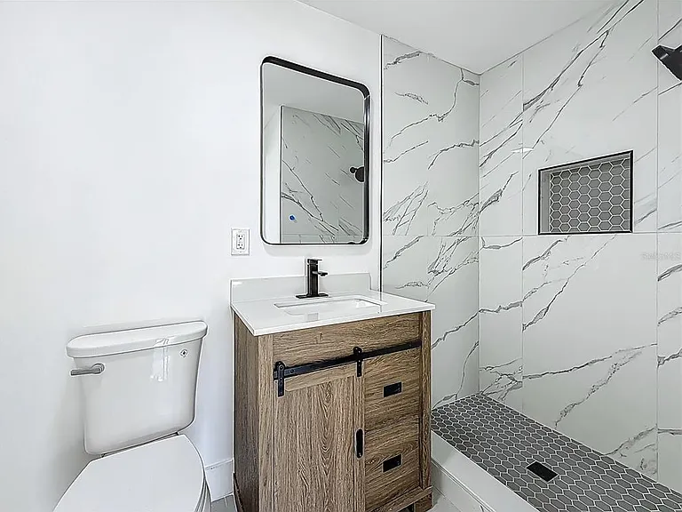 1755 Shore Acres Blvd NE — Photo 24