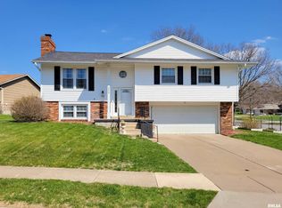 4605 Fillmore Ln, Davenport, IA